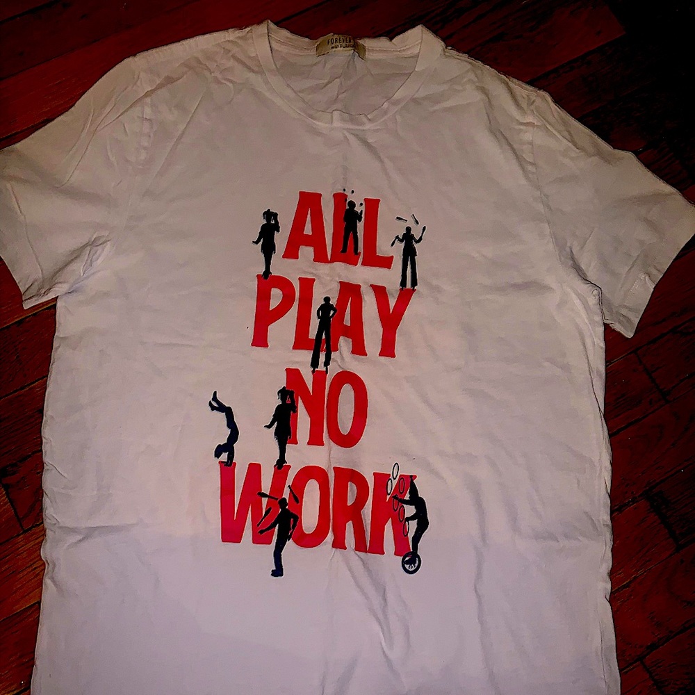 this is a brand new shirt I bought but it was too long.  It does not have a tag.